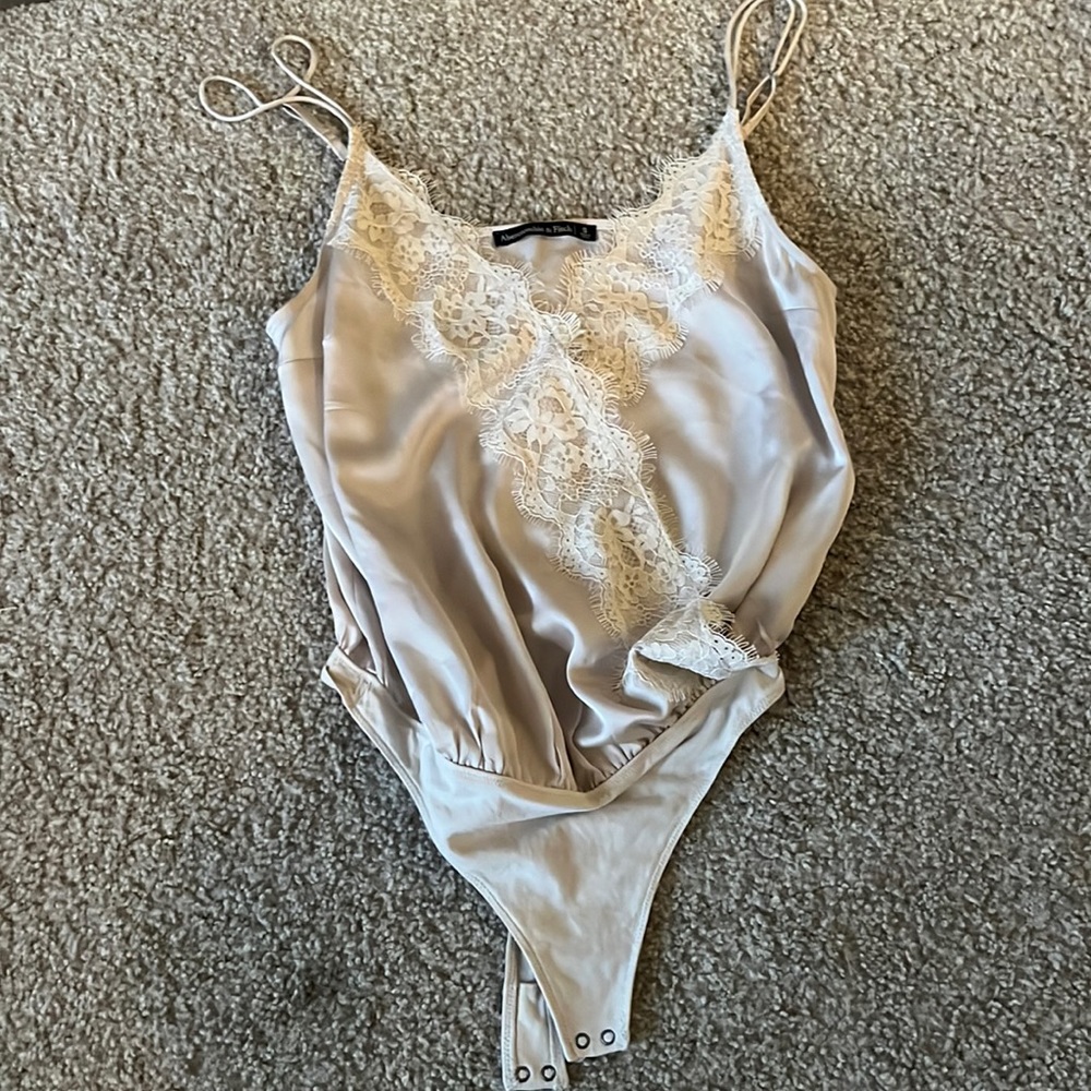 Abercrombie lace bodysuit NWOT